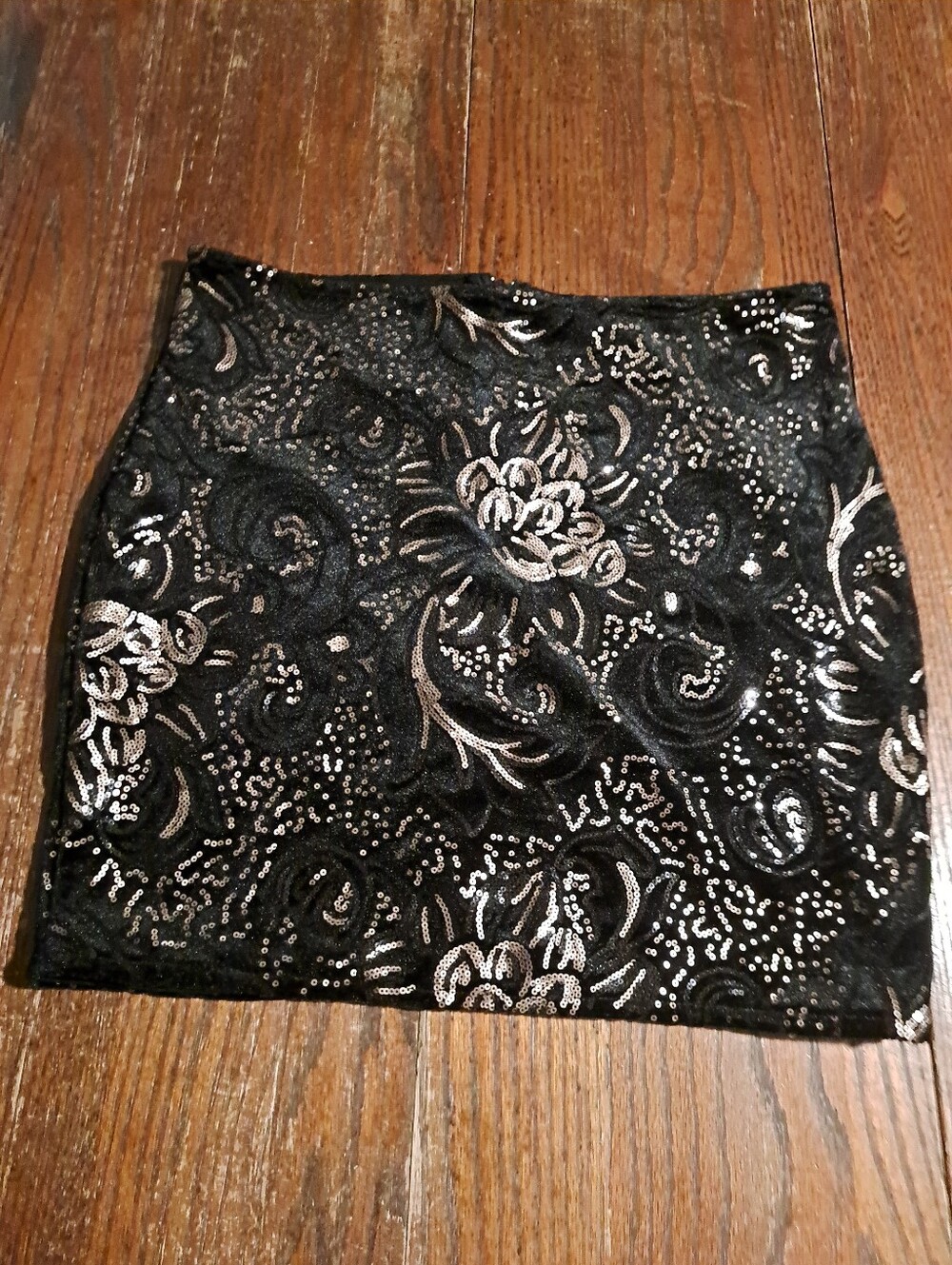 Windsor Velvet Sequin Mini Skirt Size XL Black Gold Embellished Holiday Party